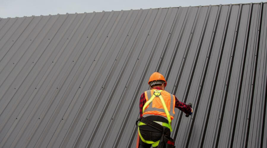 Professional metal roof installation services in Compton, AR